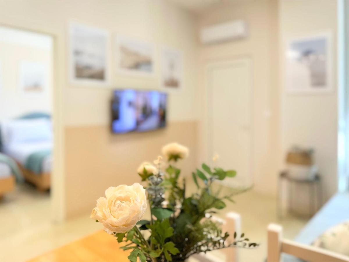 13 Eur For Monthly Stay - Home By The Sea - Hbs Голем Екстер'єр фото