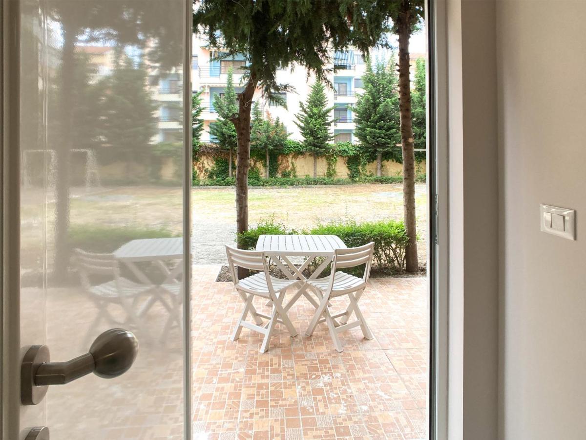 13 Eur For Monthly Stay - Home By The Sea - Hbs Голем Екстер'єр фото